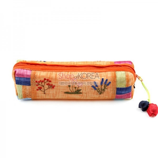 꽃자수 모시 필통-황색 - 정성스럽게 제작된 모시 필통입니다. 아름다운 디자인과 좋은 원단이 만들어낸 전통의 상품을 만나보세요.