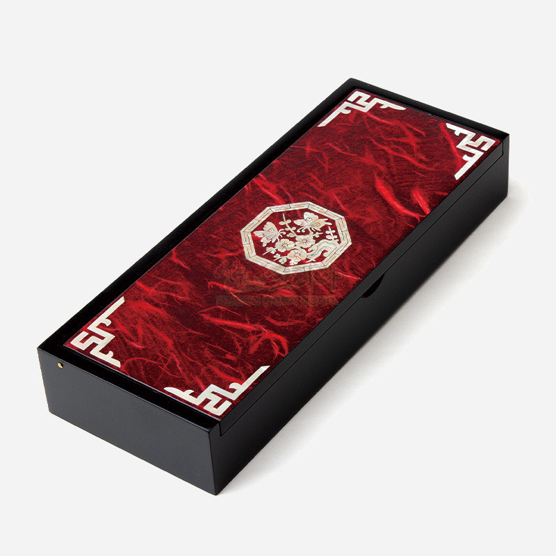 나전칠기 한지필함-적매화 - 35년 전통과 고품질의 한지의 만남