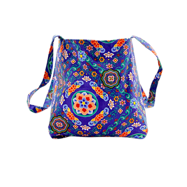 단청 미니토트백 - 한국 전통 단청 문양을 작은 가방에 표현한 특별한 디자인 제품