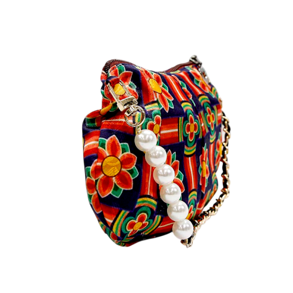 한국 전통문양 미니 핸드백 - 단청, 색동의 화려함과 진주의 우아함으로  한국적 아름다움을 더하는 특별한 미니백