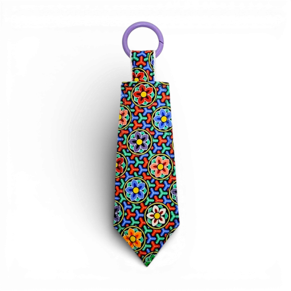 십장생 자수 키링 - 장수와 복을 상징하는 십장생 문양을 담은 키링