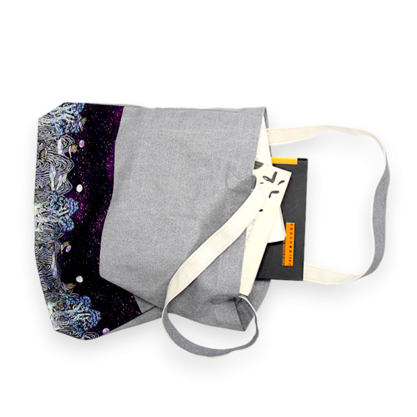 린넨 일월오봉도 에코백 - 해와 달의 조화로운 기운을 곁에 두는 일월오봉도 가방