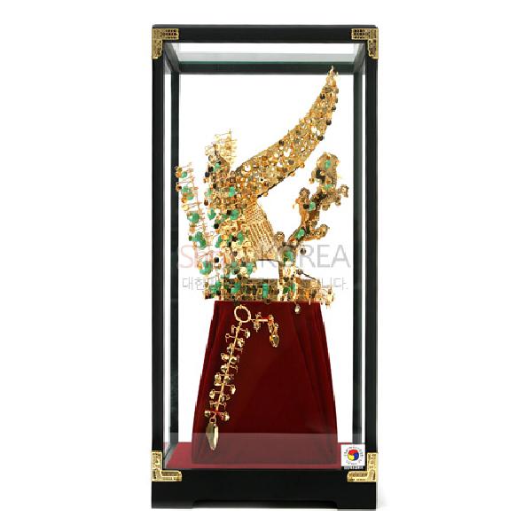 천마총금관(실물) - 천마총에서 발견된 금관모형