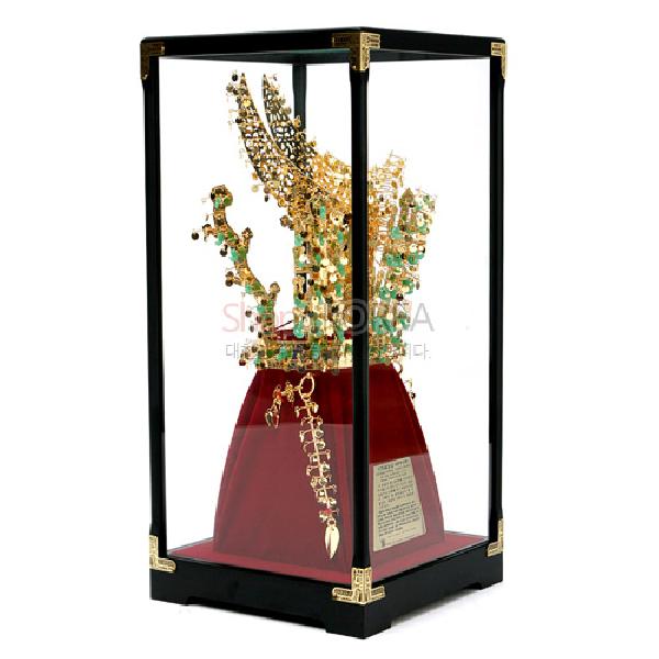 천마총금관(실물) - 천마총에서 발견된 금관모형