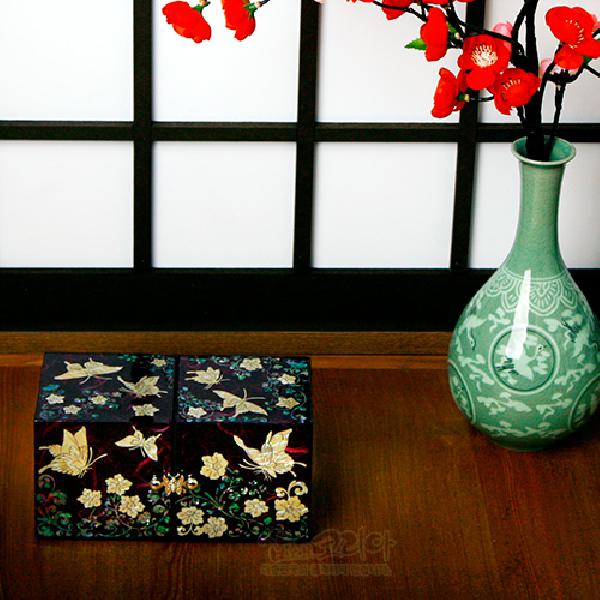 한지와 자개-쌍합 당초나비(보라) - 신비한 느낌의 한지 쌍합보석함